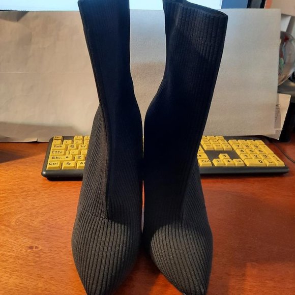 Steve Madden Darra Pointe Toe Stretched Knit Stiletto Heel Black Sz10 New Defect - Picture 3 of 7